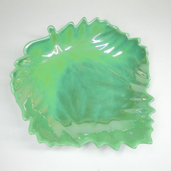 Lettuce Shaped Glass Bowl Green Iridescent Cabbage Leaf Vintage Dish - Picture 1 of 11